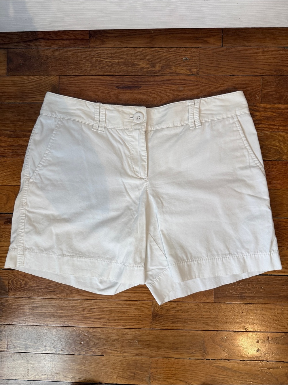 LOFT sz 4 White Cotton Bermuda Shorts